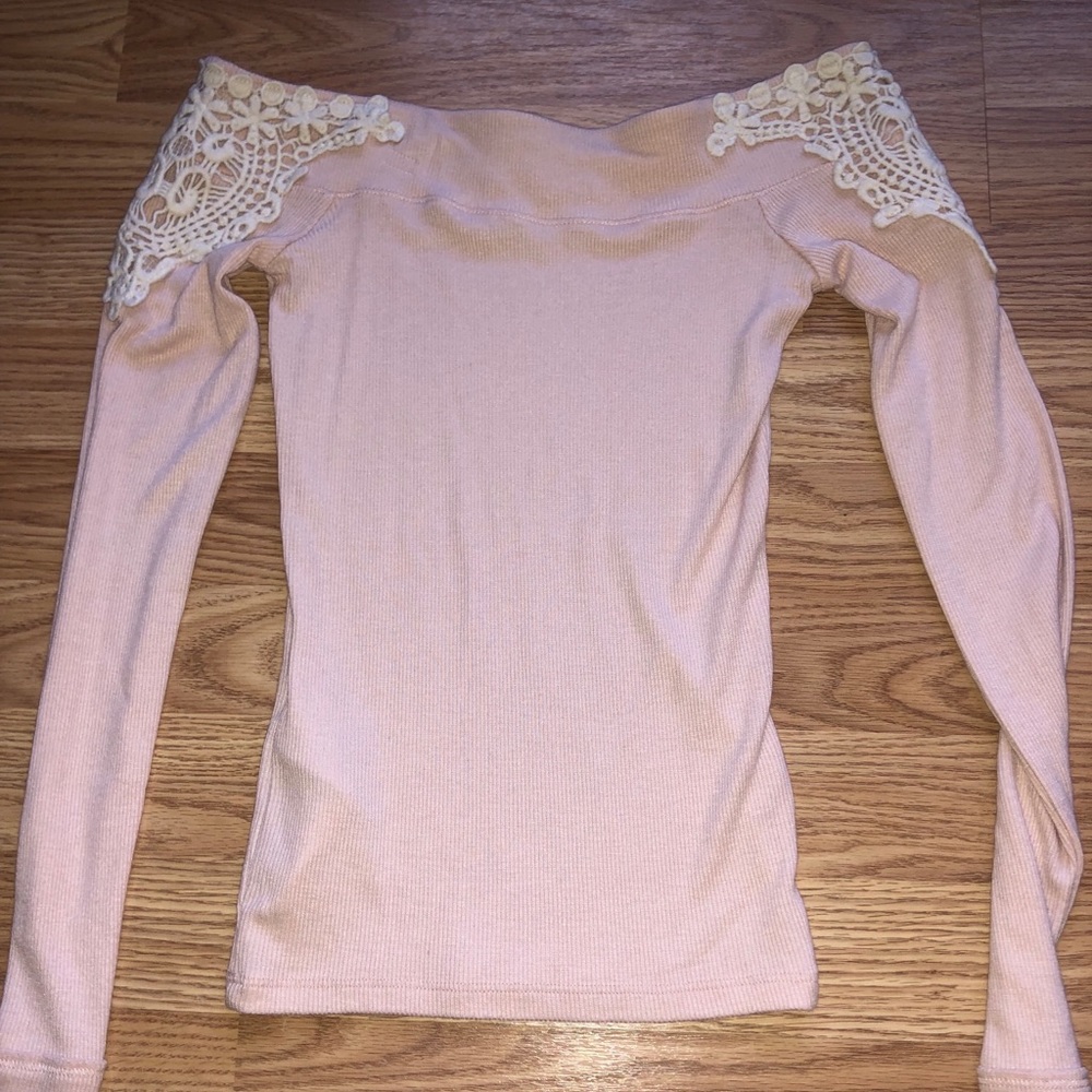 Hollister off the shoulder kids shirt